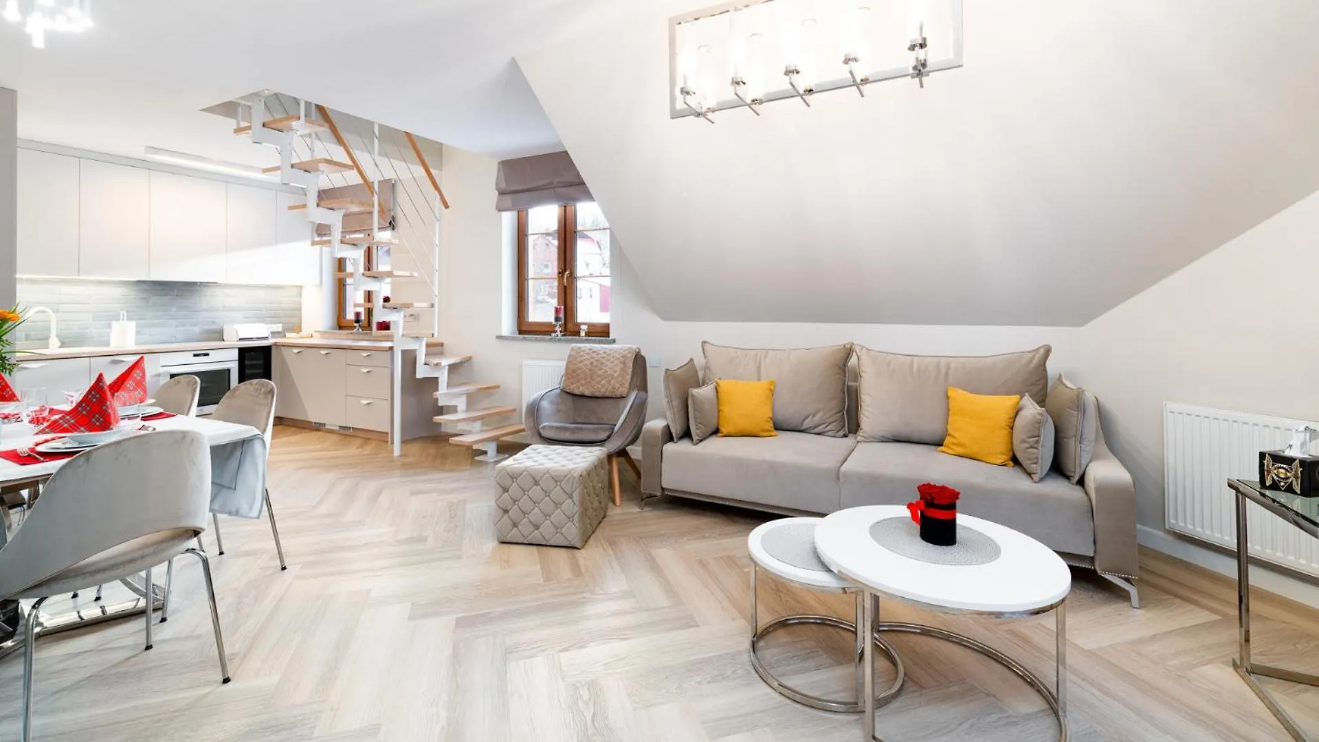 Komfortowy Apartament Lotos Z Sauna, Klimatyzacja I Widokiem Na Sniezke Karpacz 0*,  Poland